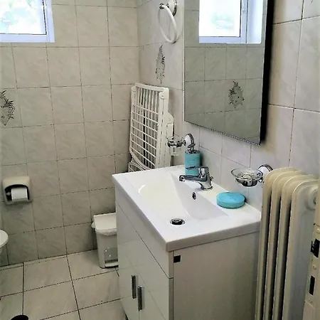 Apartment Elisabeth Paralia Akratas